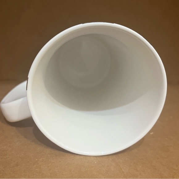 2015 Starbucks kisses mug - Picture 3 of 4